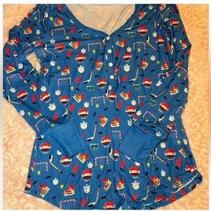 $20 (NIB) Jordann Jammie’s- Hockey Print Jogger Jammie set MSRP $48
